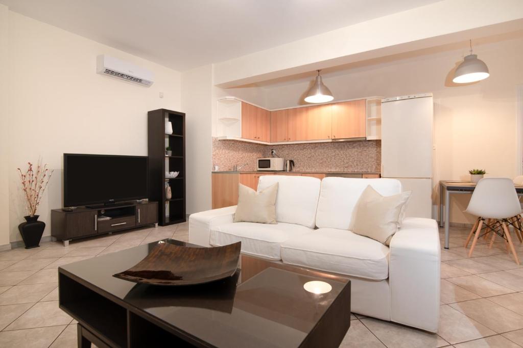 Elena's Apartments